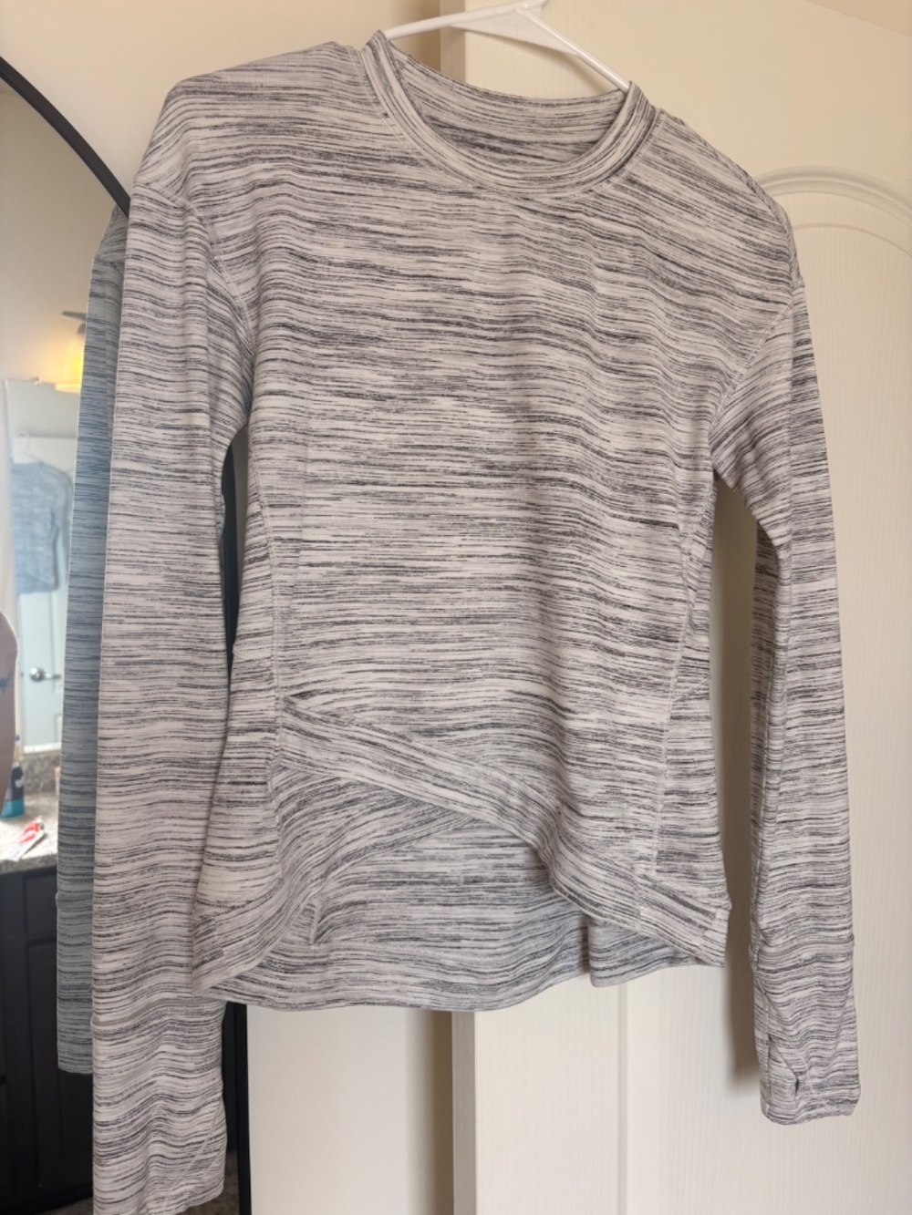 long sleeve Lululemon shirt